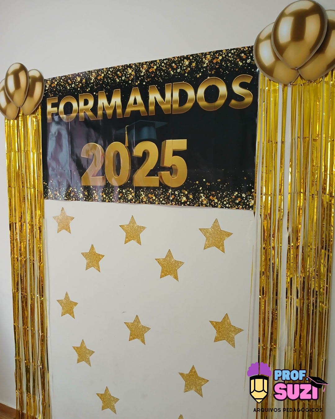 PAINEL FORMANDOS 2025 - PRETO COM DOURADO - Imagem 3