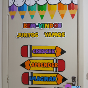 PAINEL DE PORTA BEM-VINDOS TEMA LÁPIS